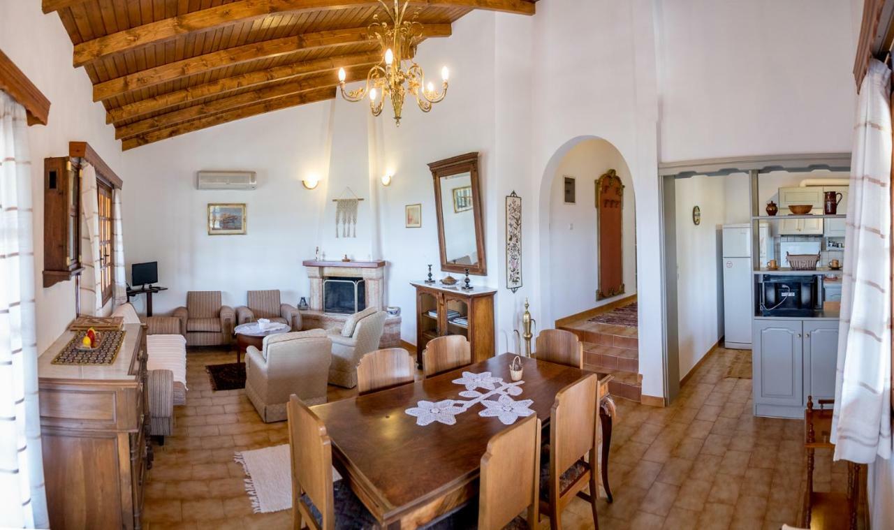 Villa Artjeta Kastrosikia Exterior photo